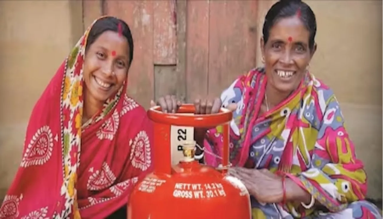 ದೀಪಾವಳಿಗೆ ಸರ್ಕಾರ ನೀಡಲಿದೆ ಉಚಿತ LPG ಸಿಲಿಂಡರ್!ತಕ್ಷಣ ಈ ರೀತಿ ಅಪ್ಲೈ ಮಾಡಿ !