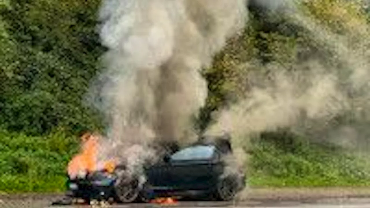 BMW in Flammen: Bernerin nach Brand ihres Autos traumatisiert