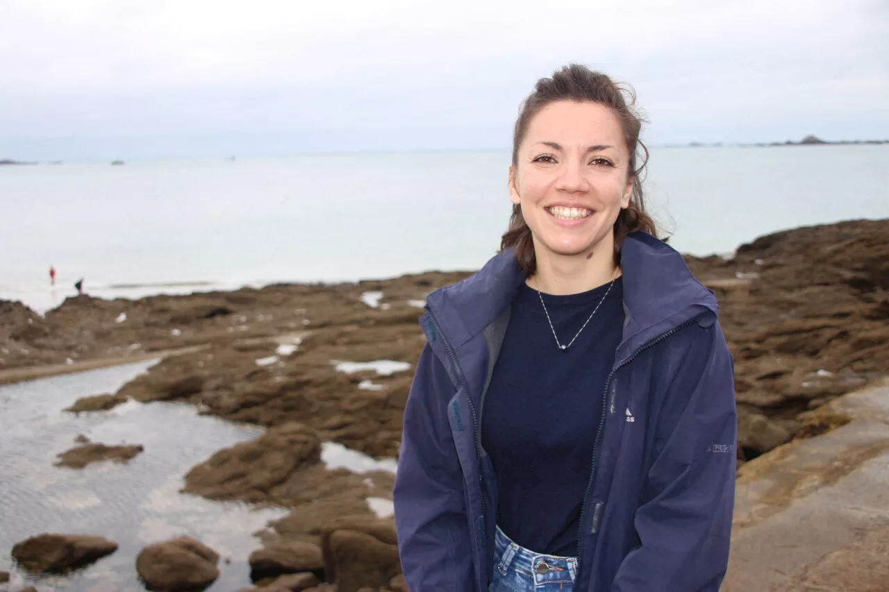 Bretagne : Noémie Coulon, de la phobie de la mer à l'étude des requins