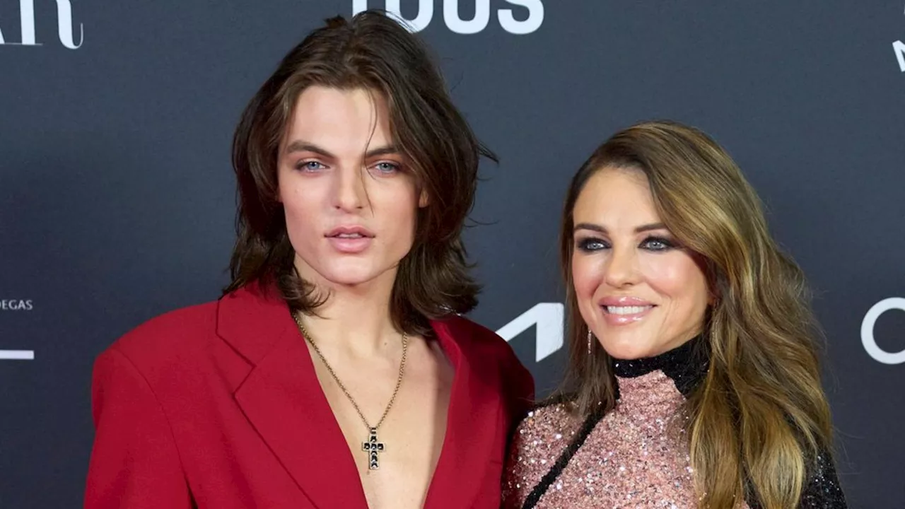 Elizabeth und Damian Hurley: Stylischer Red-Carpet-Auftritt des Mutter-Sohn-Duos