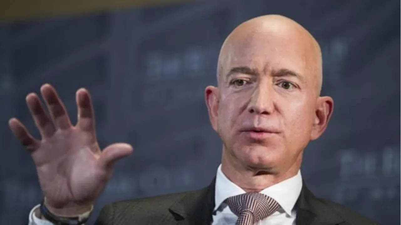 Former Washington Post editor accuses Jeff Bezos of 'yielding to Trump' by blocking Harris endorsement