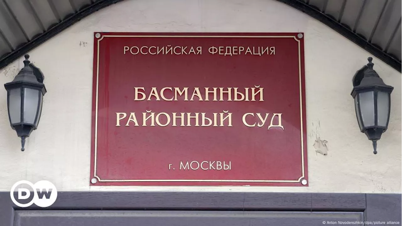 В РФ заочно арестовали актера Артура Смольянинова