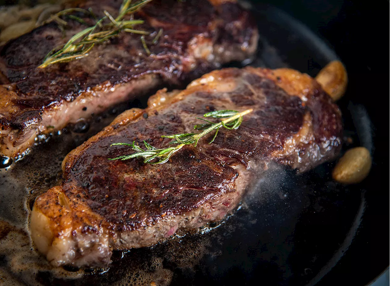 5 Worst Steaks To Cook at Home, According to Chefs