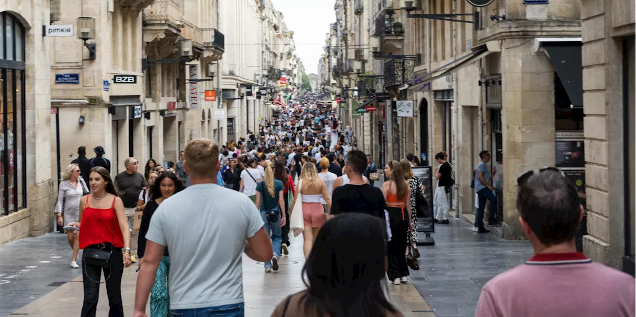 Budget 2025 : «Le lèche-vitrine n'existe plus», à Bordeaux, les consommateurs réduisent leurs dépenses