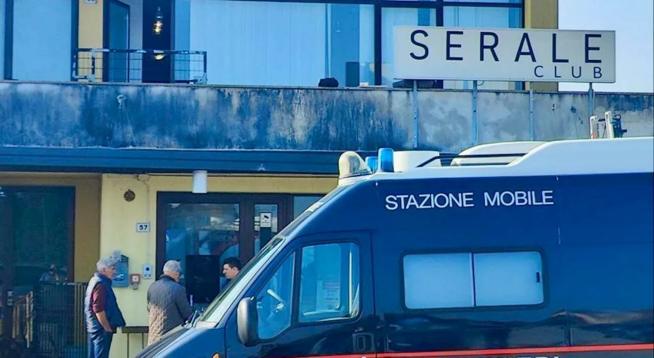 Neonata trovata morta in un night club a Padova, portata in ospedale la madre 29enne. Gli investigatori: «Prob