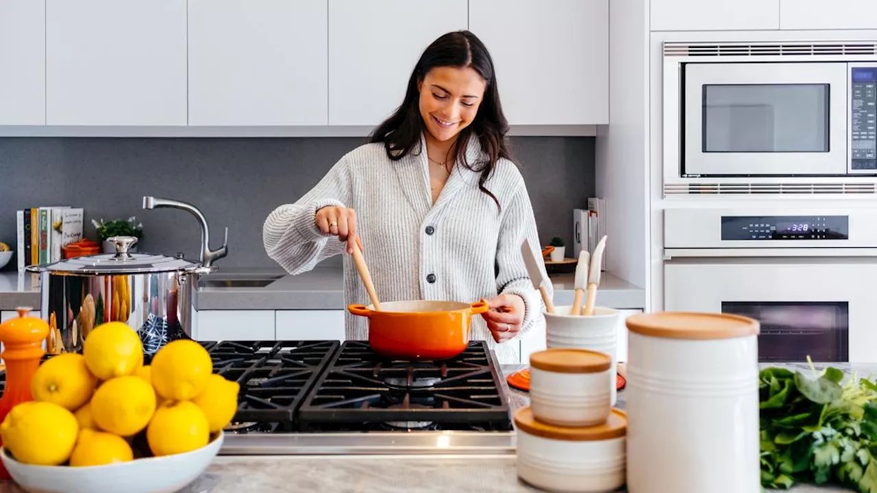 Rahasia Chef, Ini Tips Mengatasi Masakan yang Terlalu Asin dengan Kentang