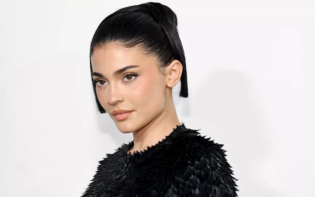 Kylie Jenner's Feathered Gown at the 2024 CFDA Awards Is So 'Black Swan'-Coded