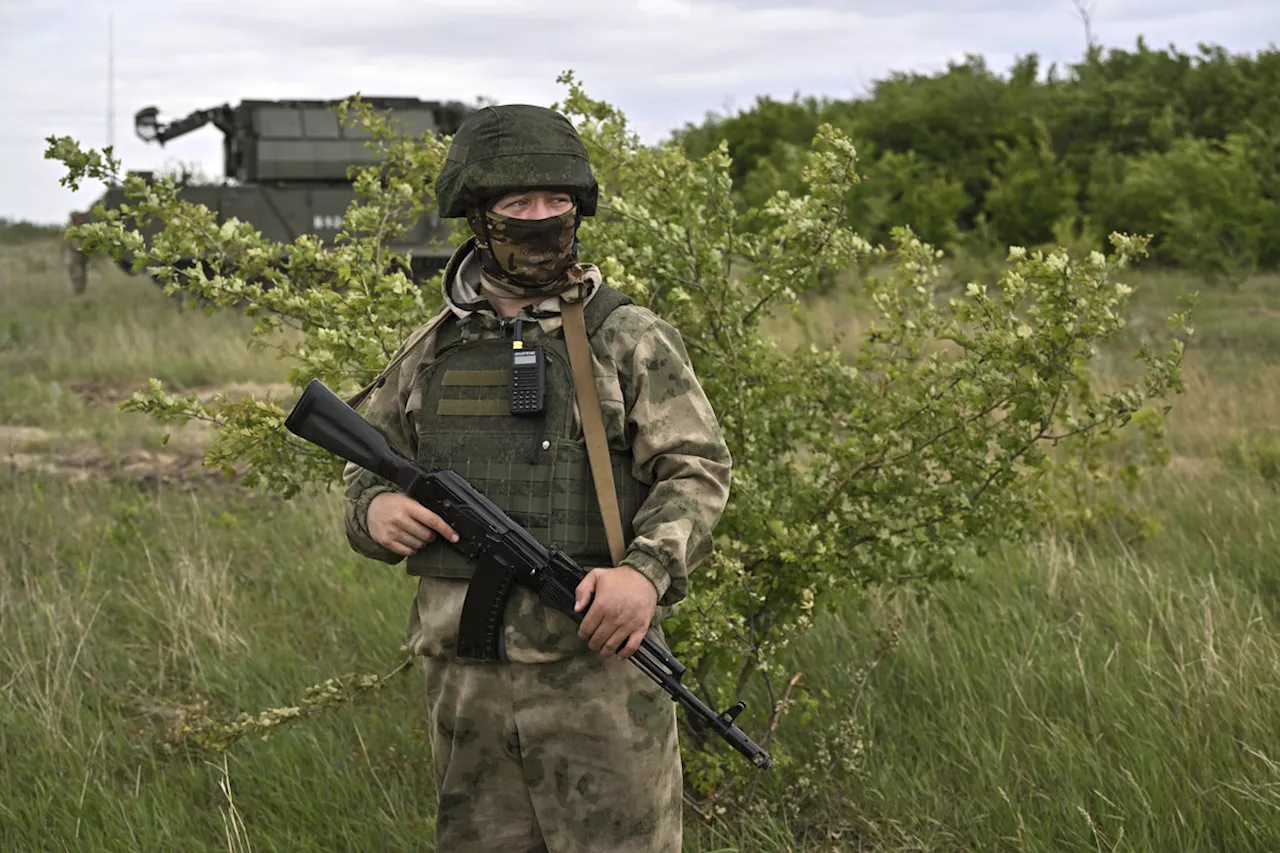 US-Made 'Tank-Killer' Switchblade Destroys Russian SAM in Rare Video