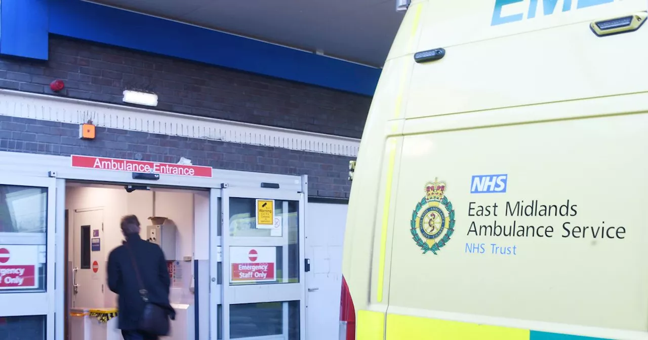 Fury as 999 call handlers find they're excluded from NHS pay rise on payslip