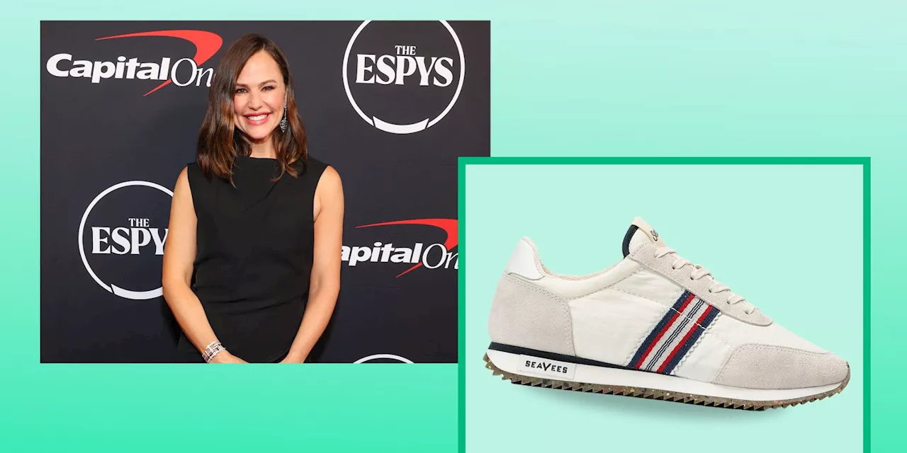 Jennifer Garner Calls These ‘Very Comfortable’ Sneakers Her ‘Favorite’