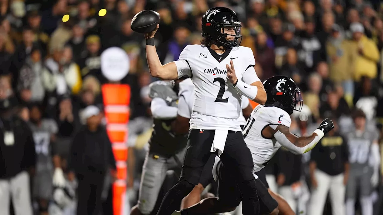 Cincinnati Bearcats Football Brendan Sorsby Named to Davey O'Brien Award Class of 202