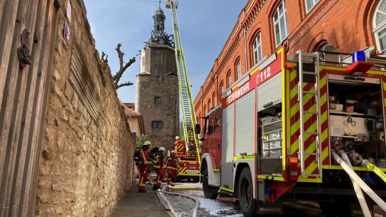 Brand an historischer Anlage: Turmbrand-Prozess: Angeklagter will es nicht gewesen sein