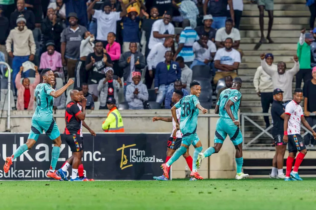 Mbatha and Mofokeng on target as Pirates maintain perfect start