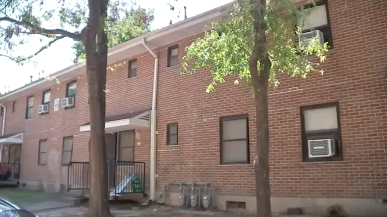 Houston's oldest public housing complex Cuney Homes to be torn down and rebuilt