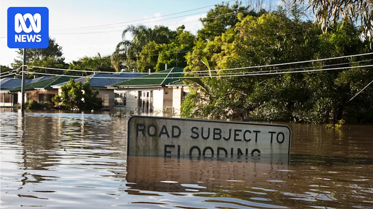 More Australians expected to be displaced by flooding, fires and cyclones as national urban footprint grows