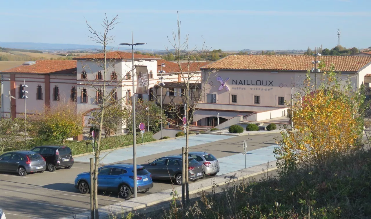 Commerce : cette boutique du Village des marques de Nailloux liquide son stock avant sa fermeture définitive