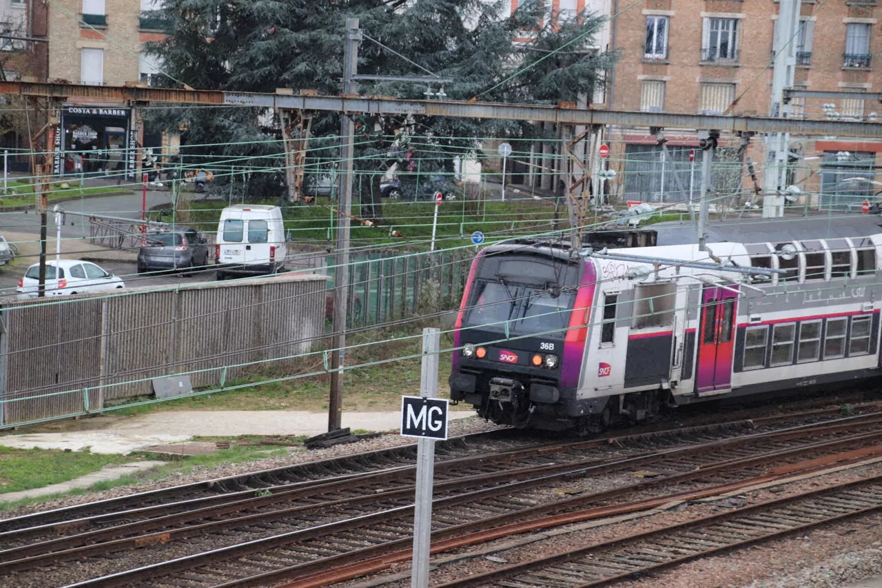 Essonne : le trafic du RER C en partie interrompu après la panne d'un train