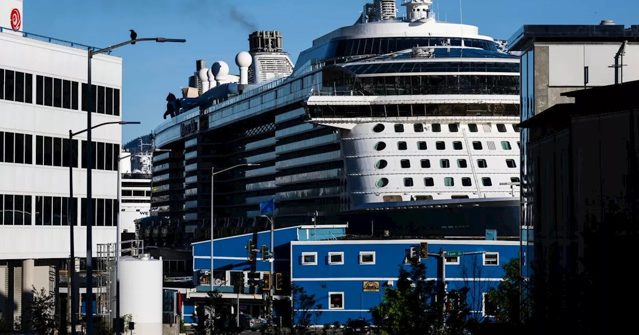 Juneau voters on track to reject Saturday cruise ship ban