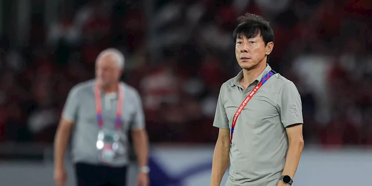 Kelakuan Bapak-Bapak Shin Tae-yong Usai Nonton JDT: Foto Pecah dan Blur Tetap Diupload di Instagram