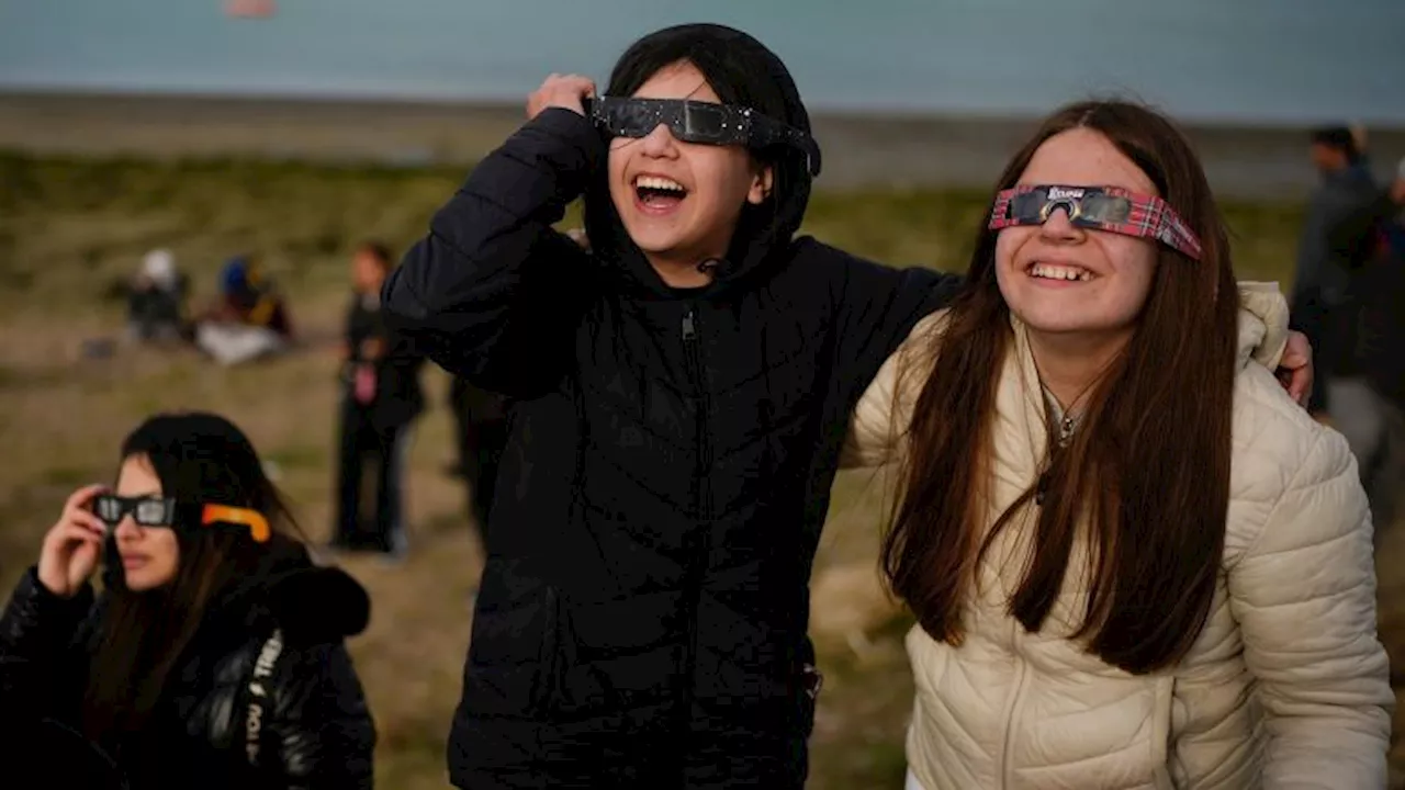 ¿Te perdiste el eclipse solar en forma de \'anillo de fuego\'? Aquí te contamos dónde y cuándo podrás ver el próximo evento solar