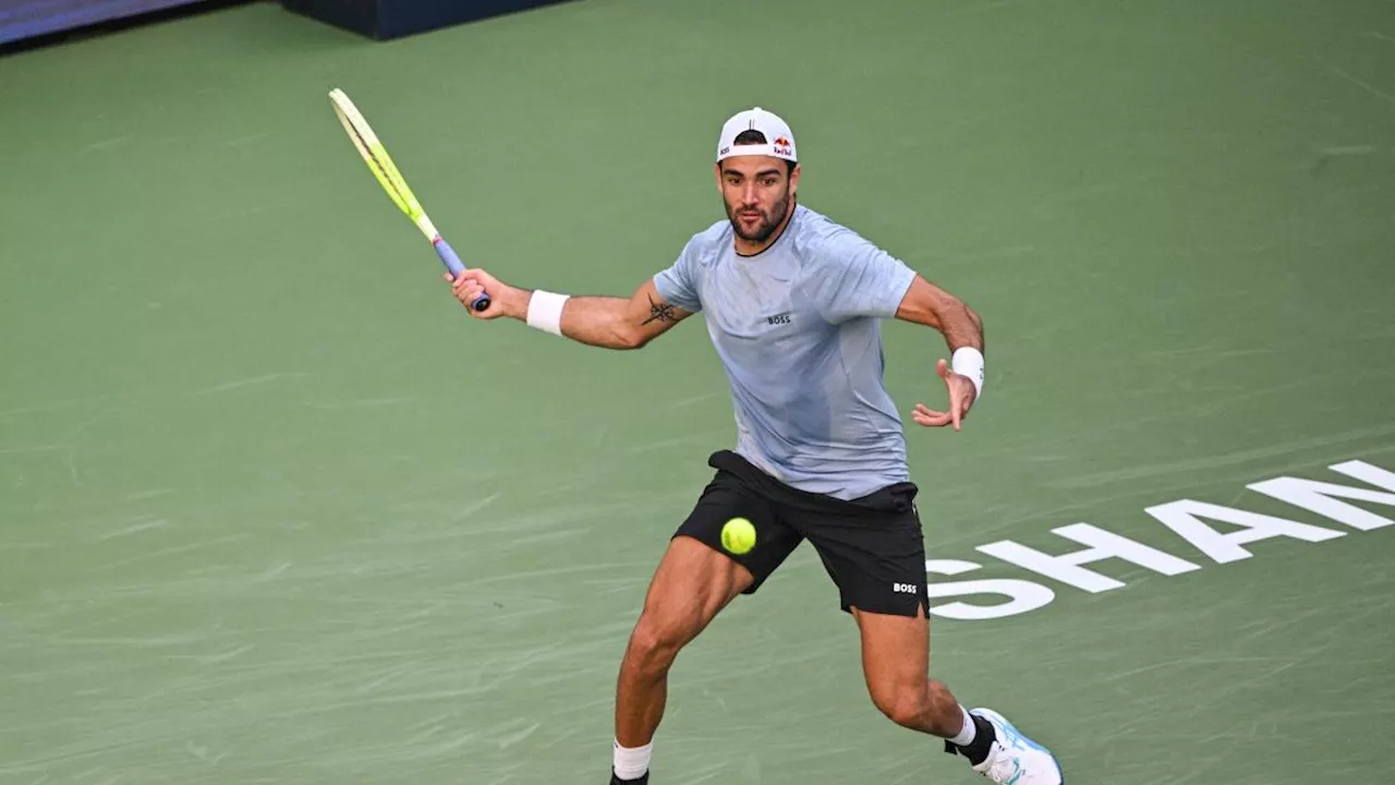 Matteo Berrettini batte Christopher O'Connel 7-6, 7-6 all'Atp 1000 di Shanghai