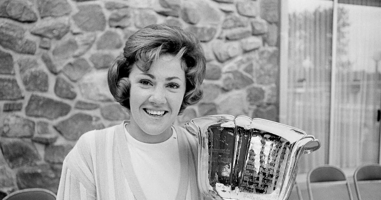 Hall of Famer Susie Maxwell Berning, a 4-time major champion while raising 2 daughters, dies at 83