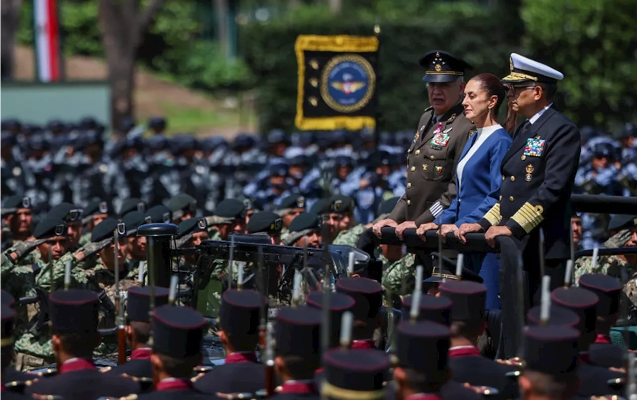 Subordinación total del poder militar al poder civil, garantizan Fuerzas Armadas a Claudia Sheinbaum