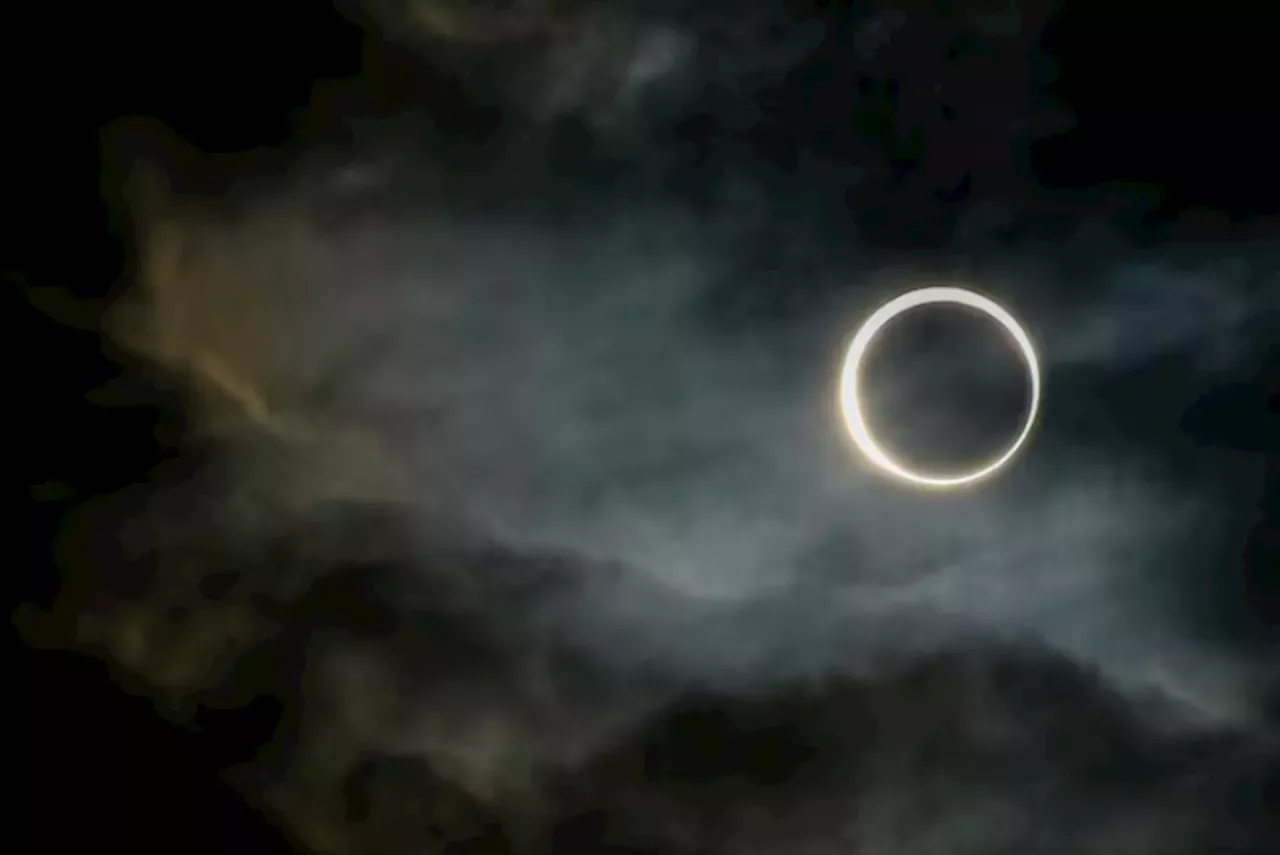 Eclipse solar anular se vio en Isla de Pascua y avanza en la Patagonia