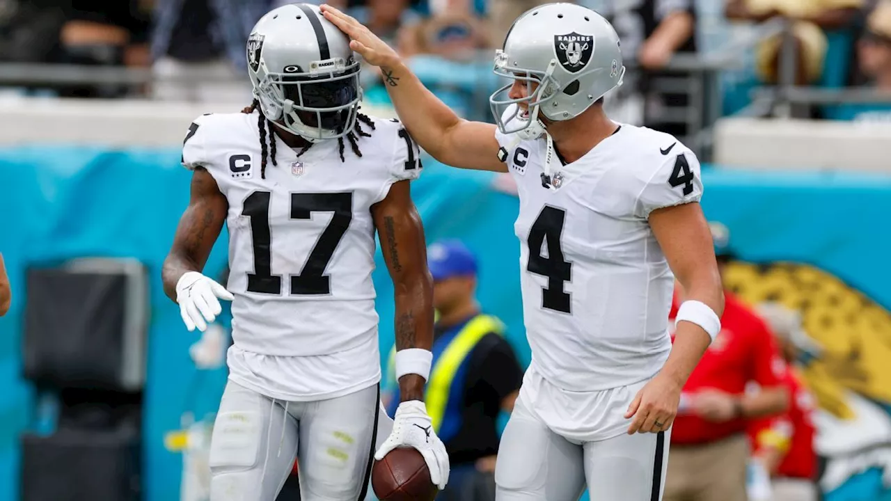 Saints' Derek Carr would welcome reunion with Davante Adams