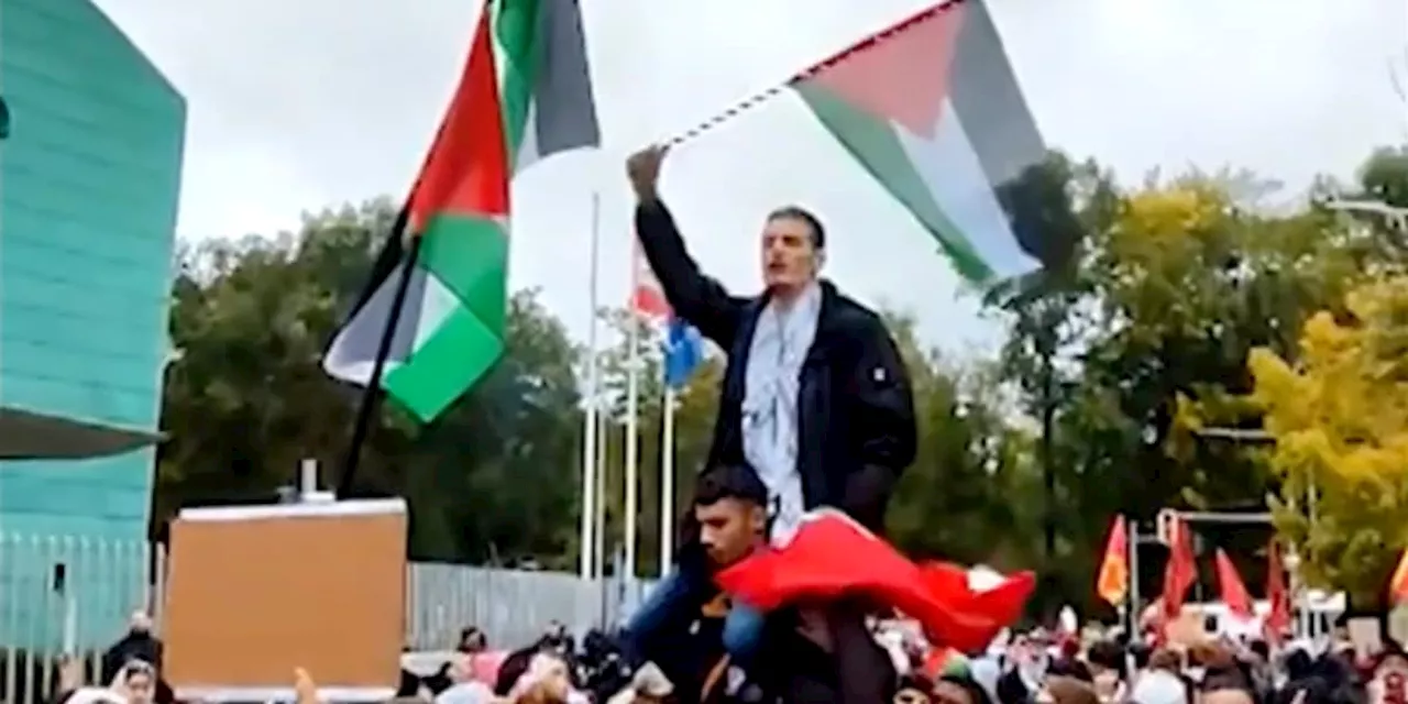 Friedensdemo in Berlin: Demonstranten skandieren Anti-Israel-Parolen