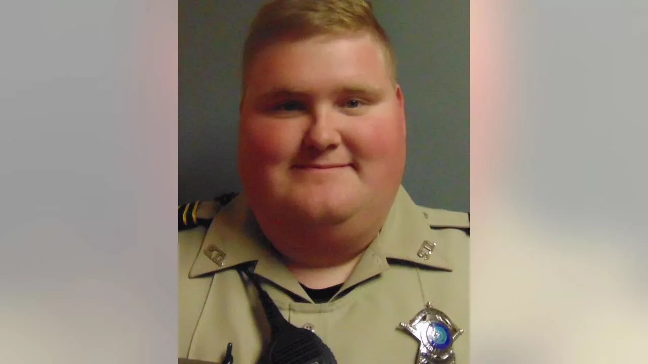 Wise County deputy killed while responding to deadly crash