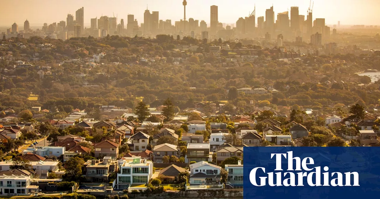 Warm weather forecast for long weekend and rugby league grand finals in Sydney