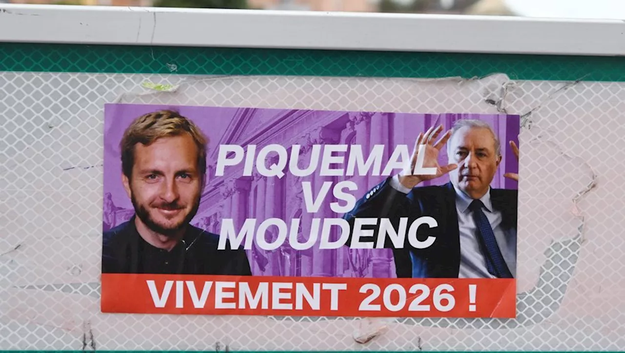 Municipales 2026 à Toulouse : de mystérieux autocollants mettent en scène un match Piquemal-Moudenc