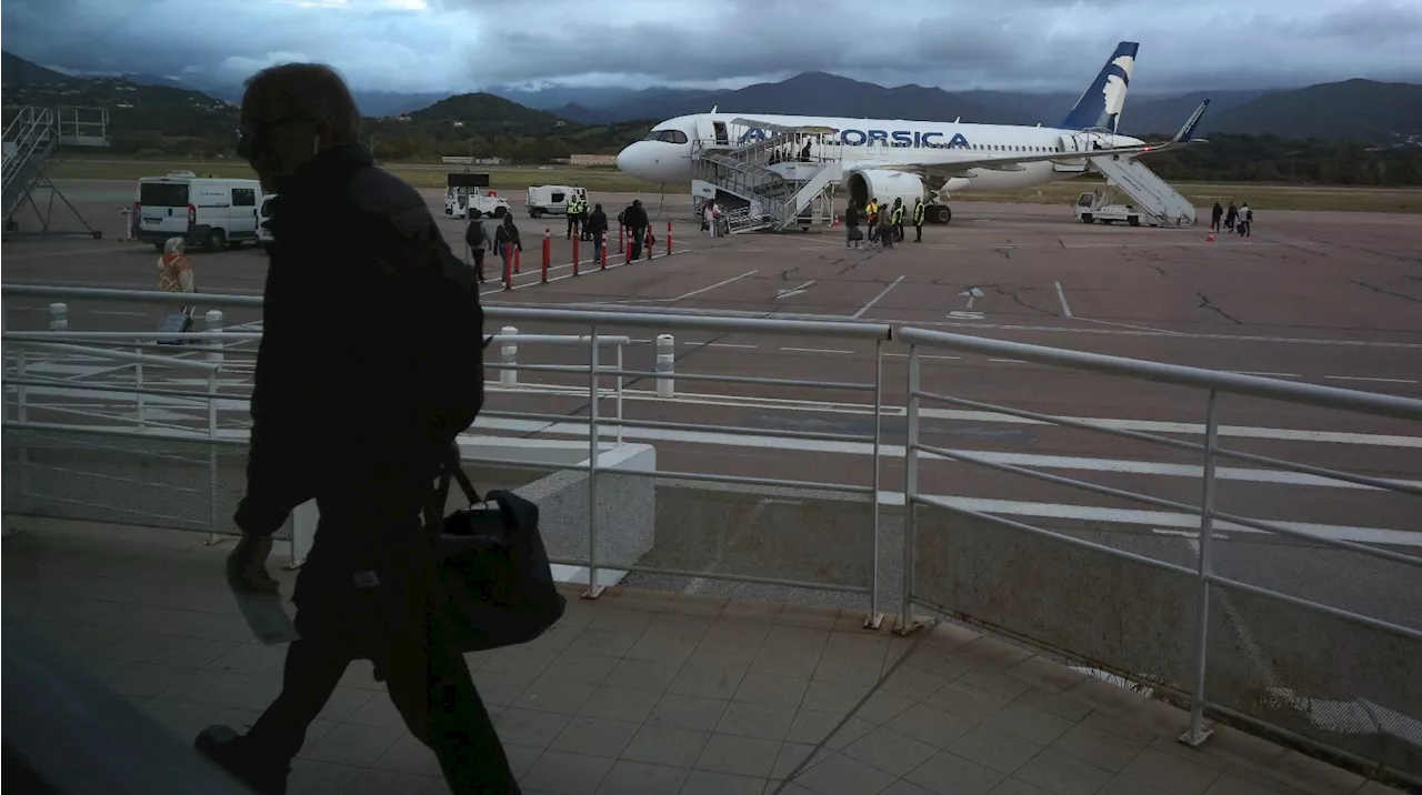 En Corse, aéroports et ports bloqués sur fond de tensions entre l'Etat et les élus locaux