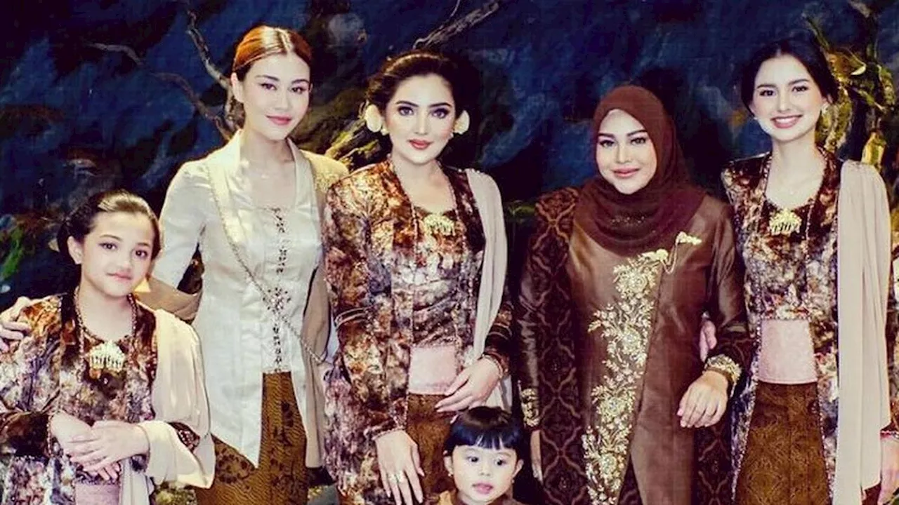 Inspirasi Kebaya Cokelat ala Selebriti, dari Ashanty hingga Aurel Hermansyah