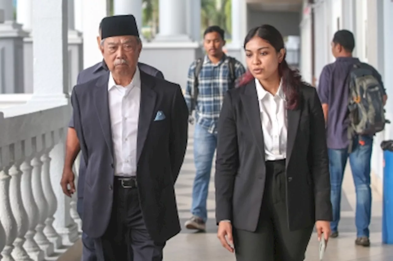 Muhyiddin’s passport plea denied: Judge says he can holiday in Malaysia instead of Uzbekistan