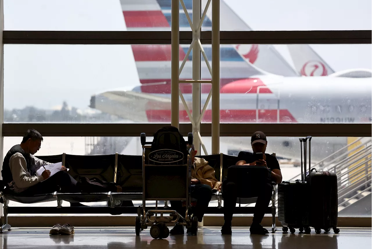 TSA Screening May Not Keep High-Risk Noncitizens off Domestic Flights