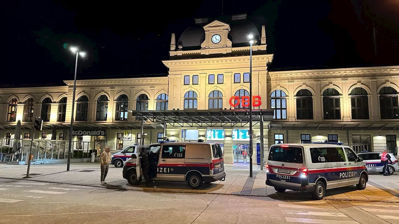 Jetzt auch in St. Pölten: Bahnhof-Sperre legte Zugverkehr lahm