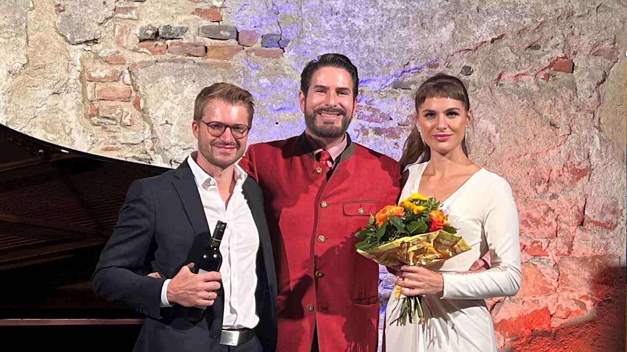 Saisonende im Festsaal mit Patricia Nolz