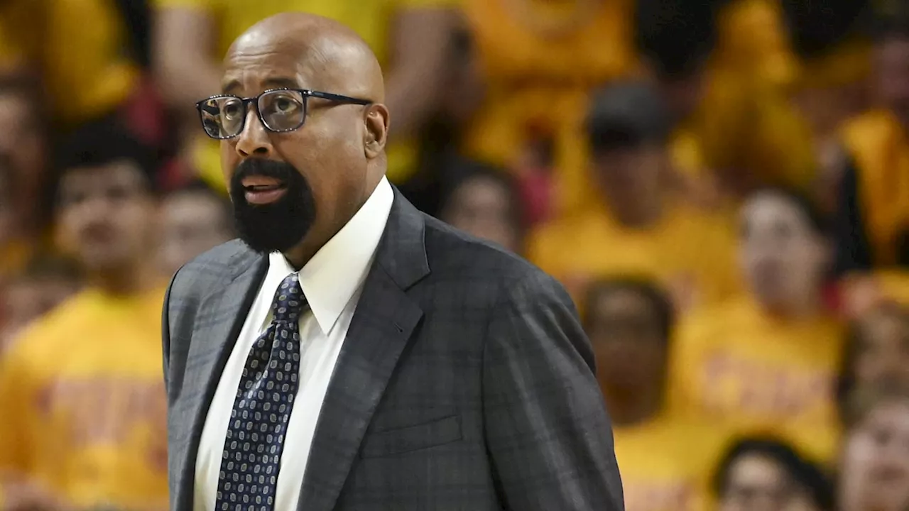 Mike Woodson Is A Fan Of Indiana’s Football Success