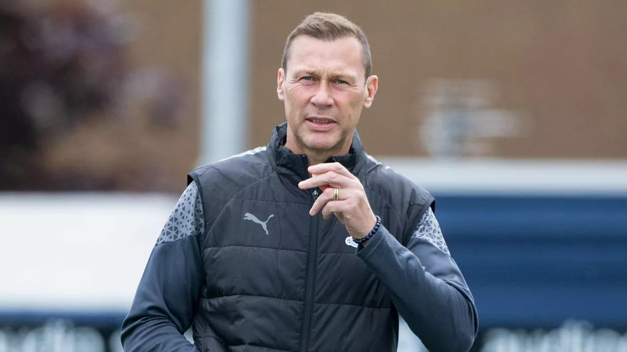 Duncan Ferguson: Inverness Caley Thistle manager working for free to help save club