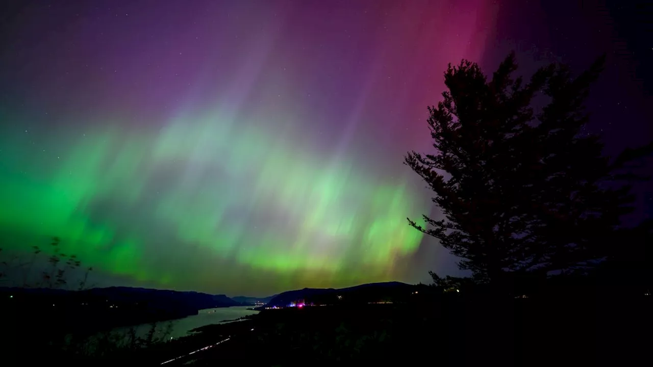 Aurora alert: Possible geomagnetic storm could spark northern lights as far south as Illinois and Oregon