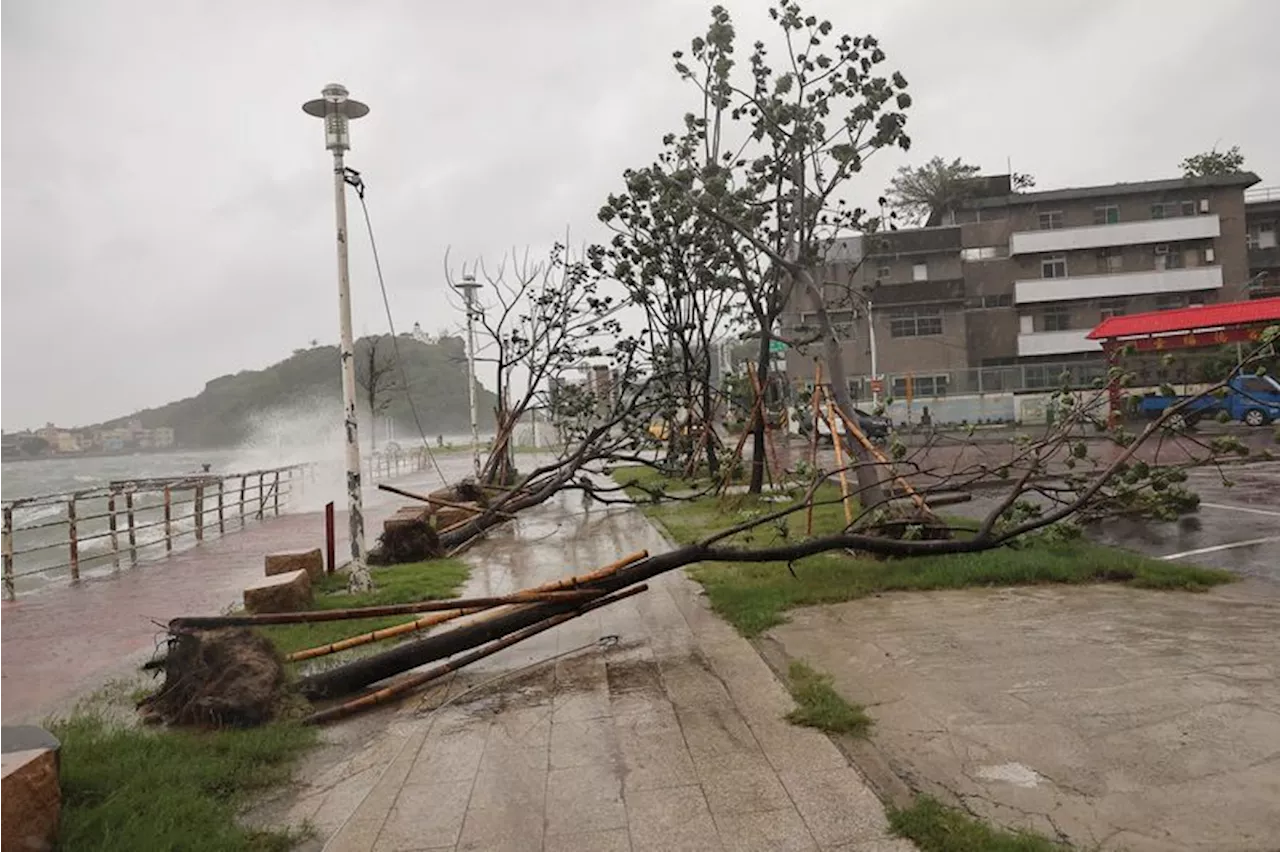 Taiwan girds for weakening Typhoon Krathon, shuts down for second day