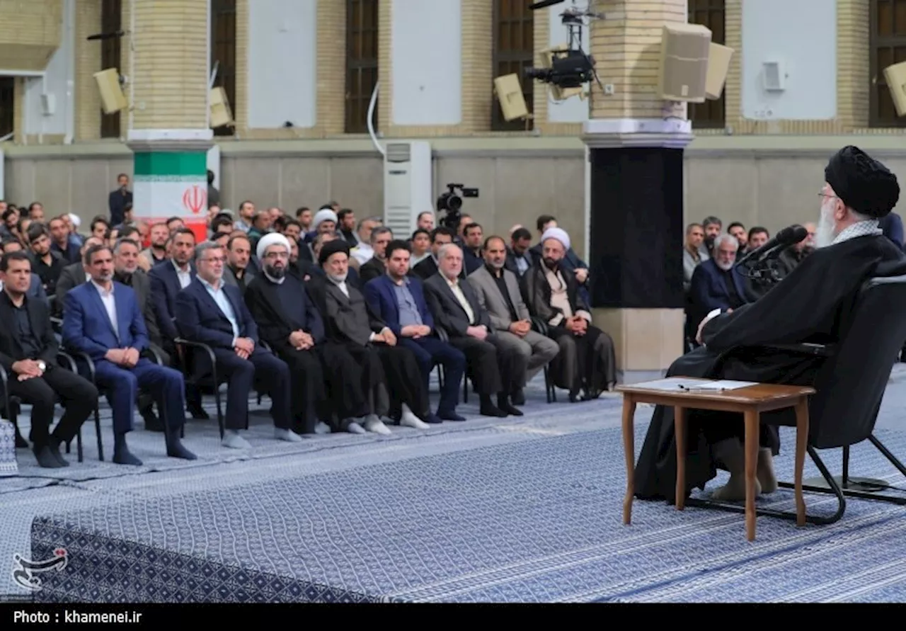اهمیت مقام معظم رهبری بر نخبگانی و نخبگی