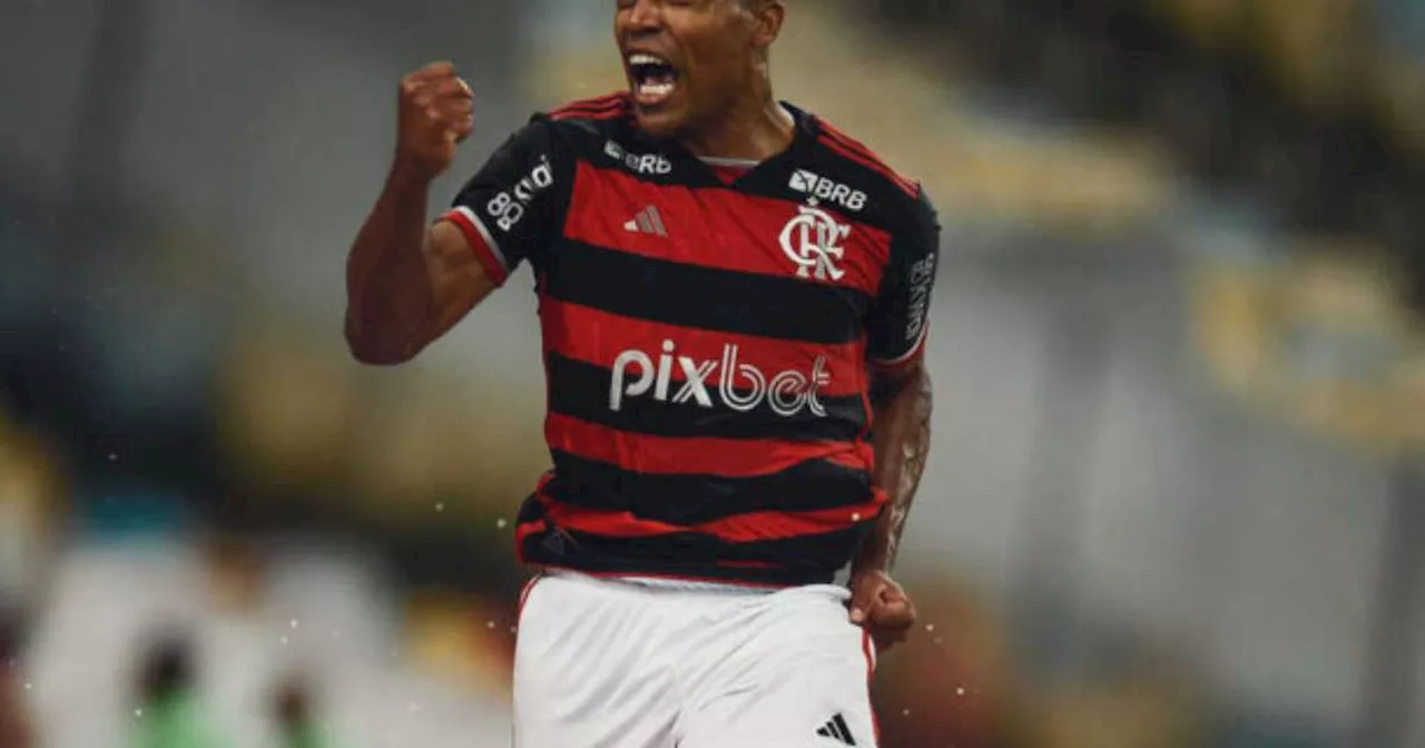 Flamengo vence Corinthians na estreia do técnico Filipe Luís