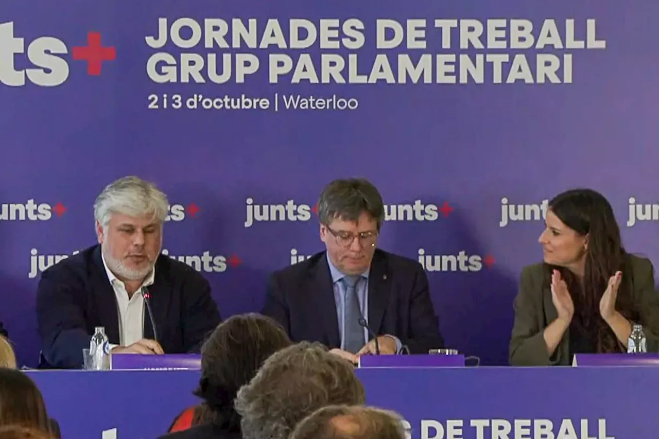 Carles Puigdemont deja a Cataluña sin jefe de la oposición por primera vez en 20 años