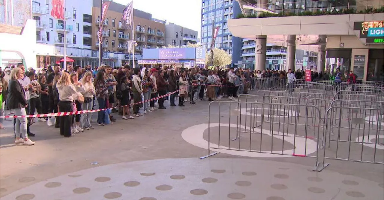 Thousands flock to Melbourne stadium for first of sold-out Coldplay concerts