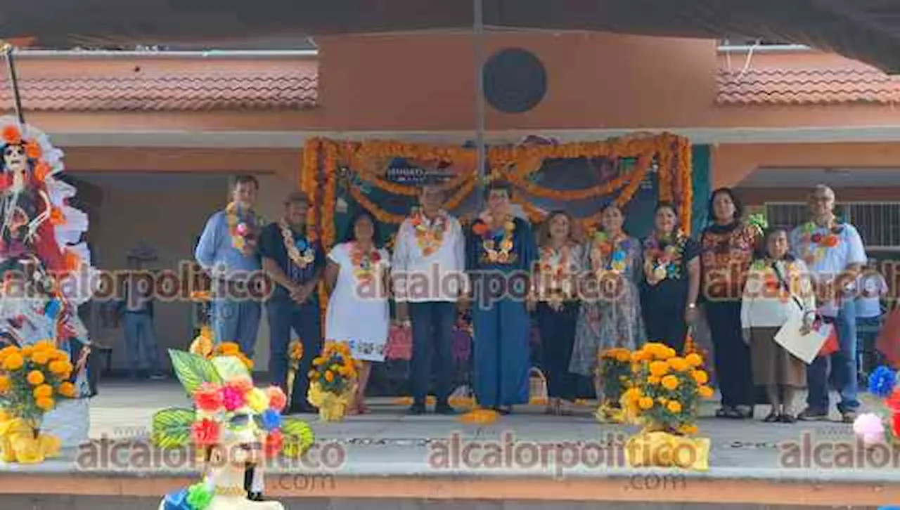 Con catrinas y altares conmemoran a los Fieles Difuntos en Ixhuatlancillo