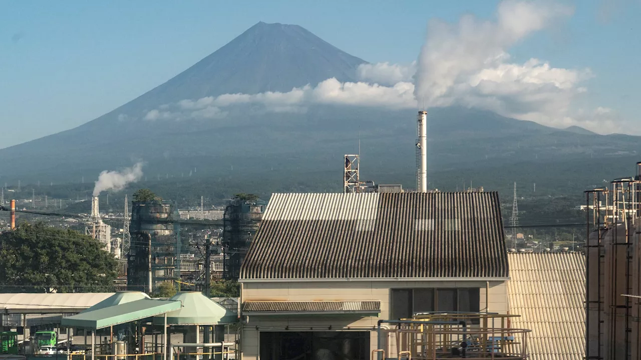 Japon: pour la première fois en 130 ans, il n’a toujours pas neigé sur le mont Fuji en octobre