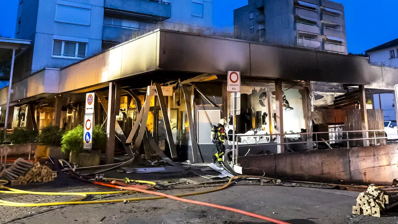 Wiederaufbau nach Explosion verzögert sich: Gebäudeversicherung widerspricht Wirtepaar der Pizzeria